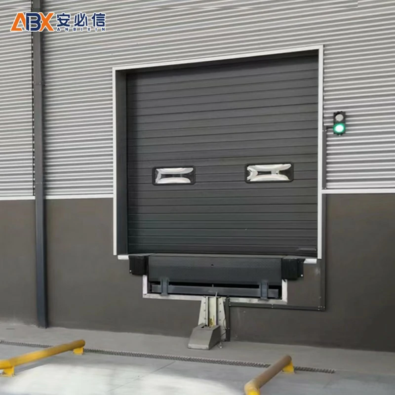 阿拉尔铝板提升门